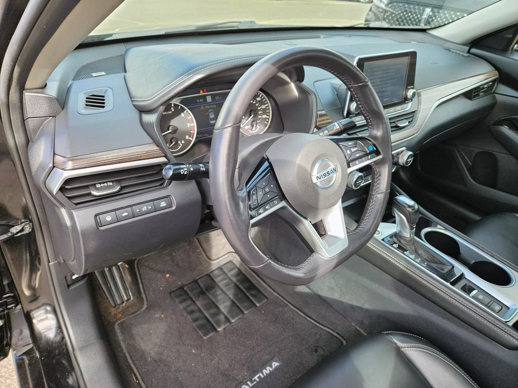 Used 2022 Nissan Altima 2.5 Platinum AWD/4WD image 19