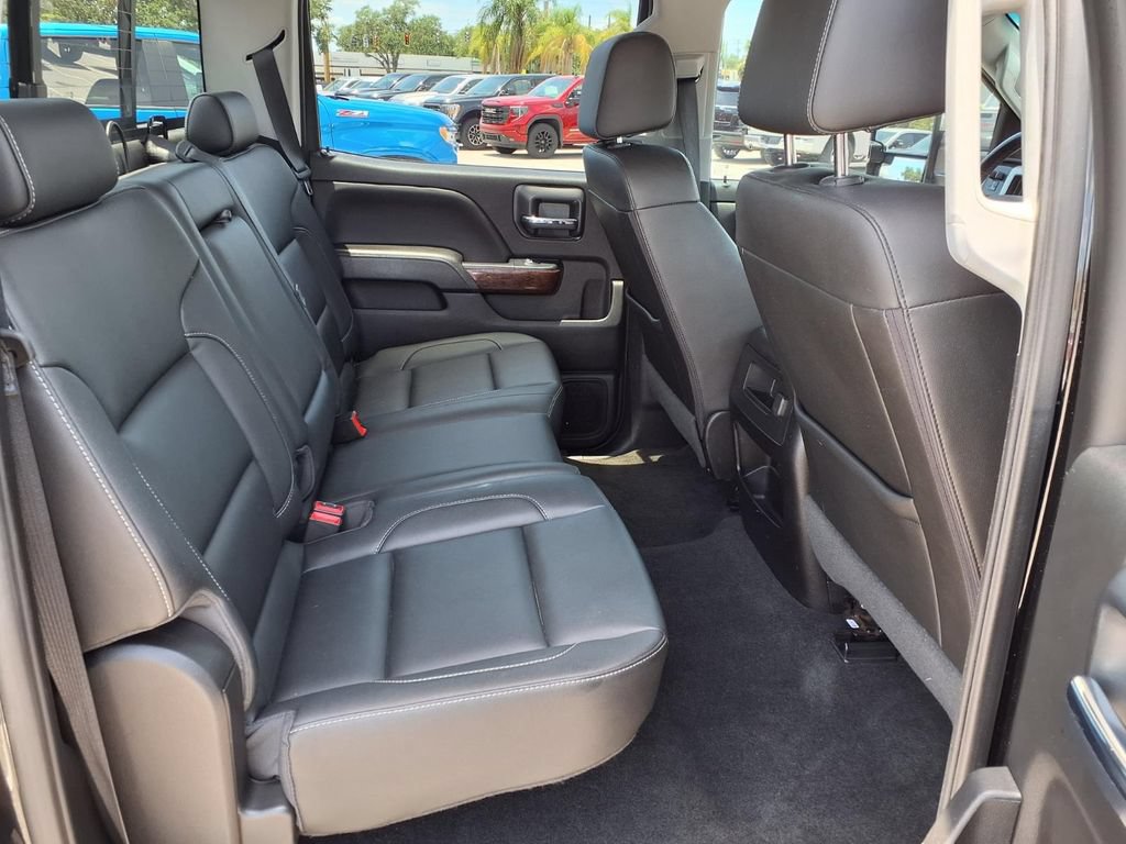 Used 2018 GMC Sierra 3500 SLT AWD/4WD image 17
