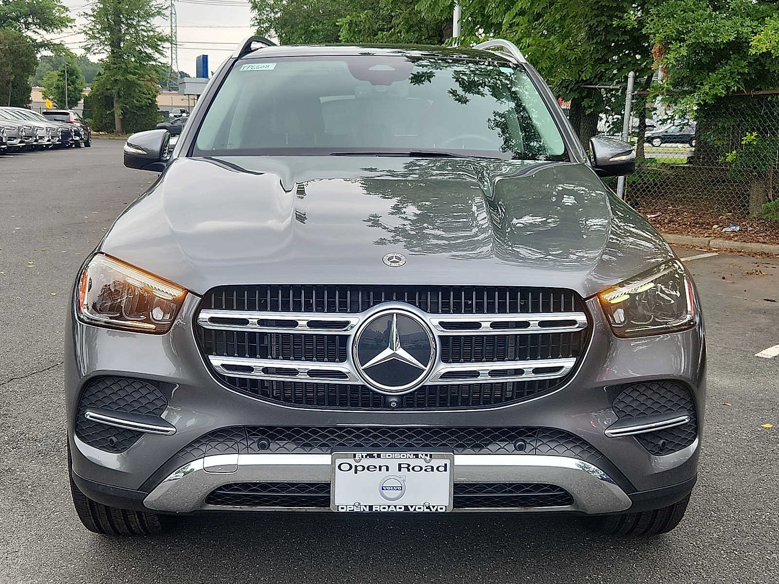 Used 2024 Mercedes-Benz GLE 350 4MATIC image 2