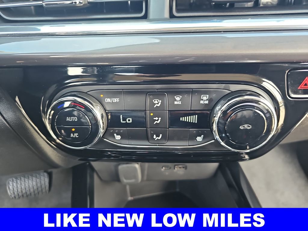 Used 2025 Chevrolet Trax ACTIV w/ Driver Confidence Package image 20