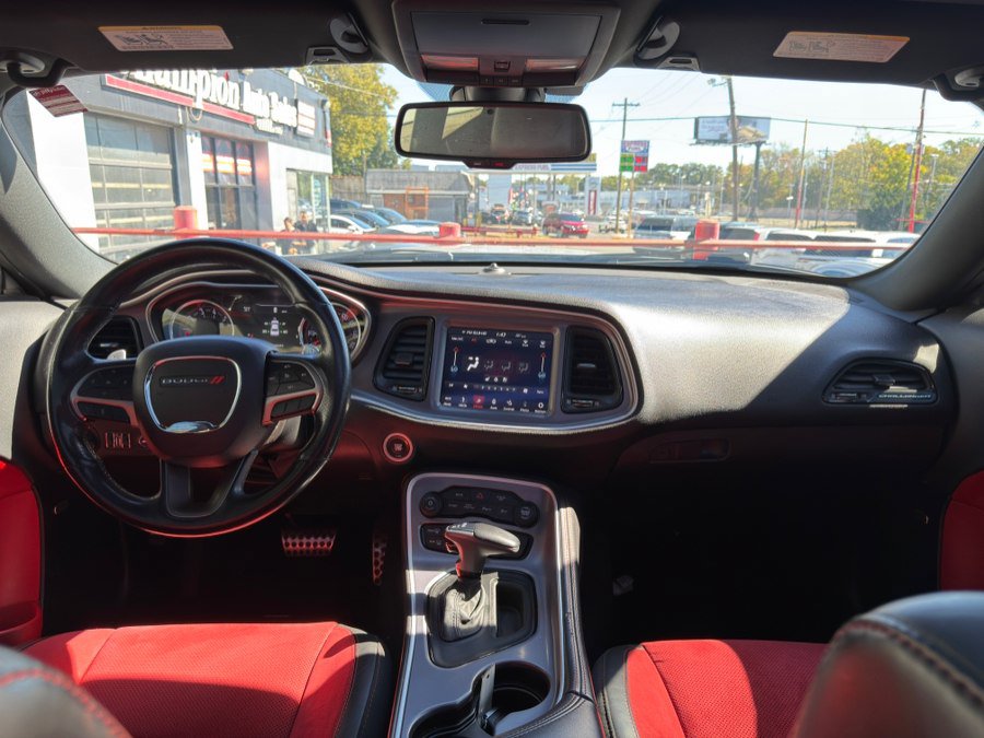 Used 2019 Dodge Challenger R/T w/ Plus Package RWD image 39