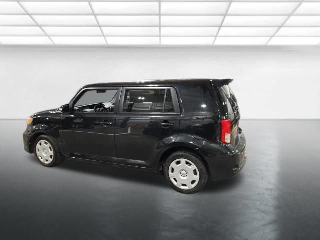 Used 2014 Scion xB FWD image 7