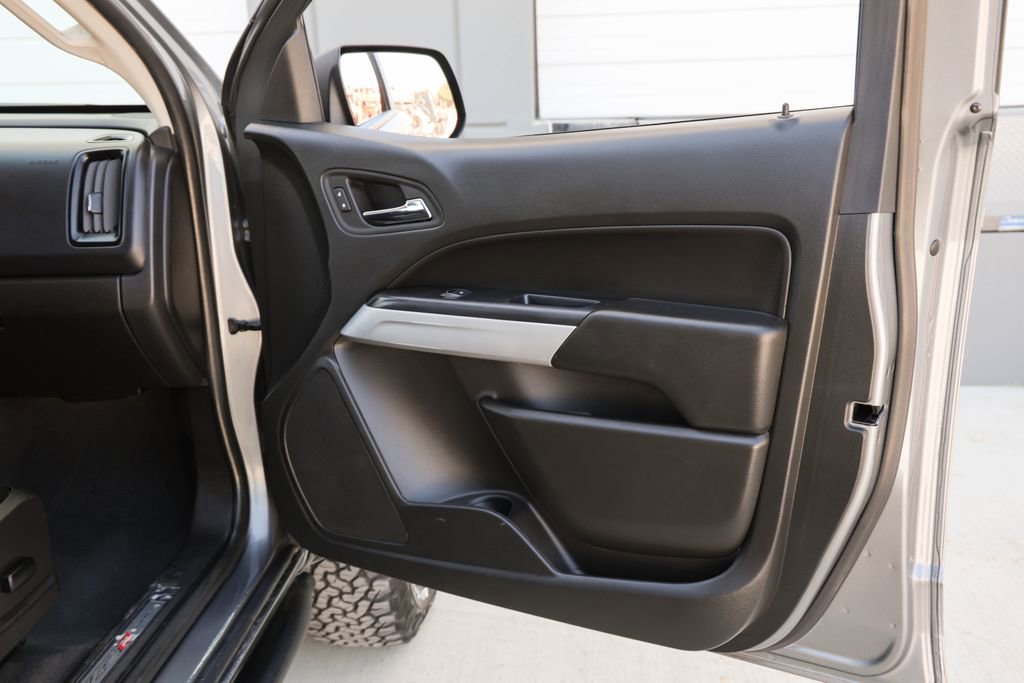 Used 2022 Chevrolet Colorado ZR2 w/ Colorado ZR2 Bison Edition image 19