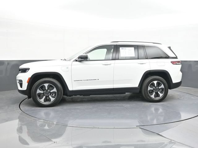Used 2023 Jeep Grand Cherokee 4WD 4xe image 8