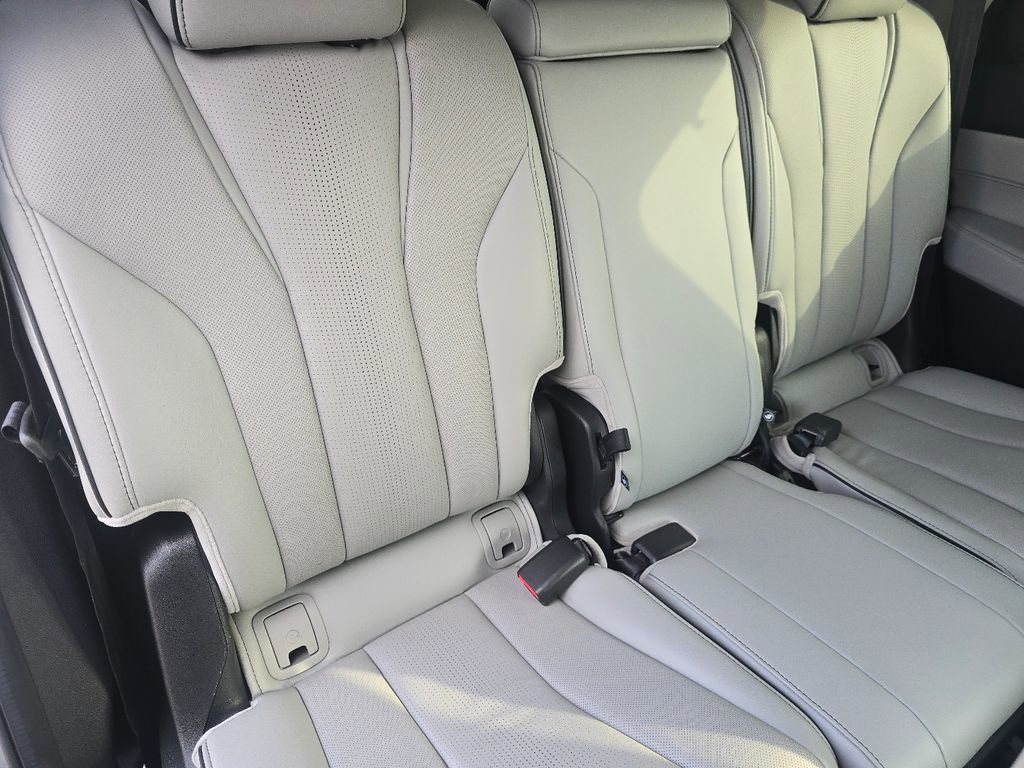 Used 2023 Acura MDX SH-AWD w/ Advance Package image 22