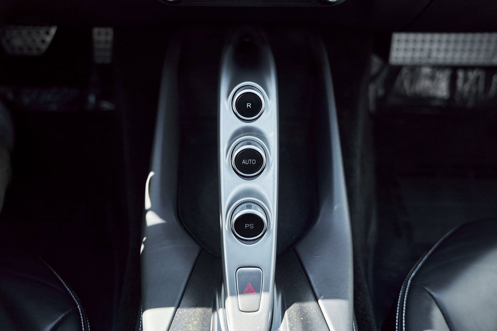 Used 2019 Ferrari 812 Superfast image 59