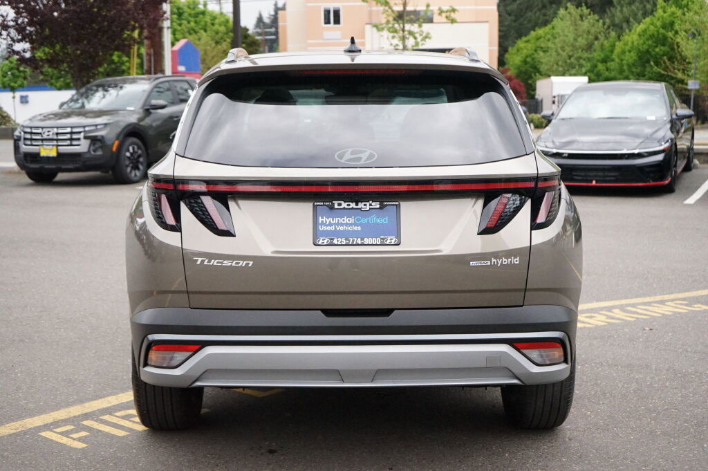 Certified 2025 Hyundai Tucson SEL AWD/4WD image 8