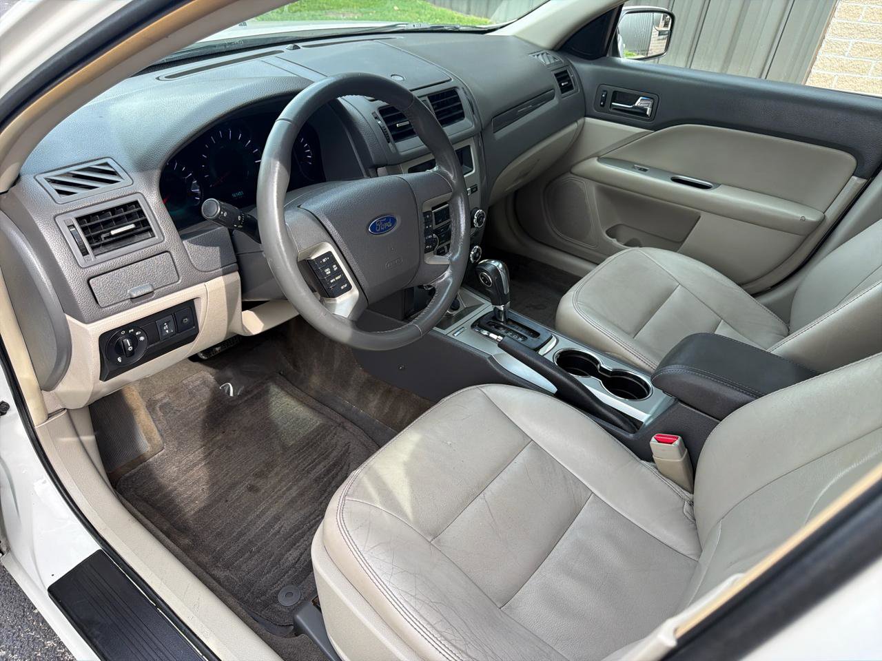 Used 2011 Ford Fusion SEL FWD image 13