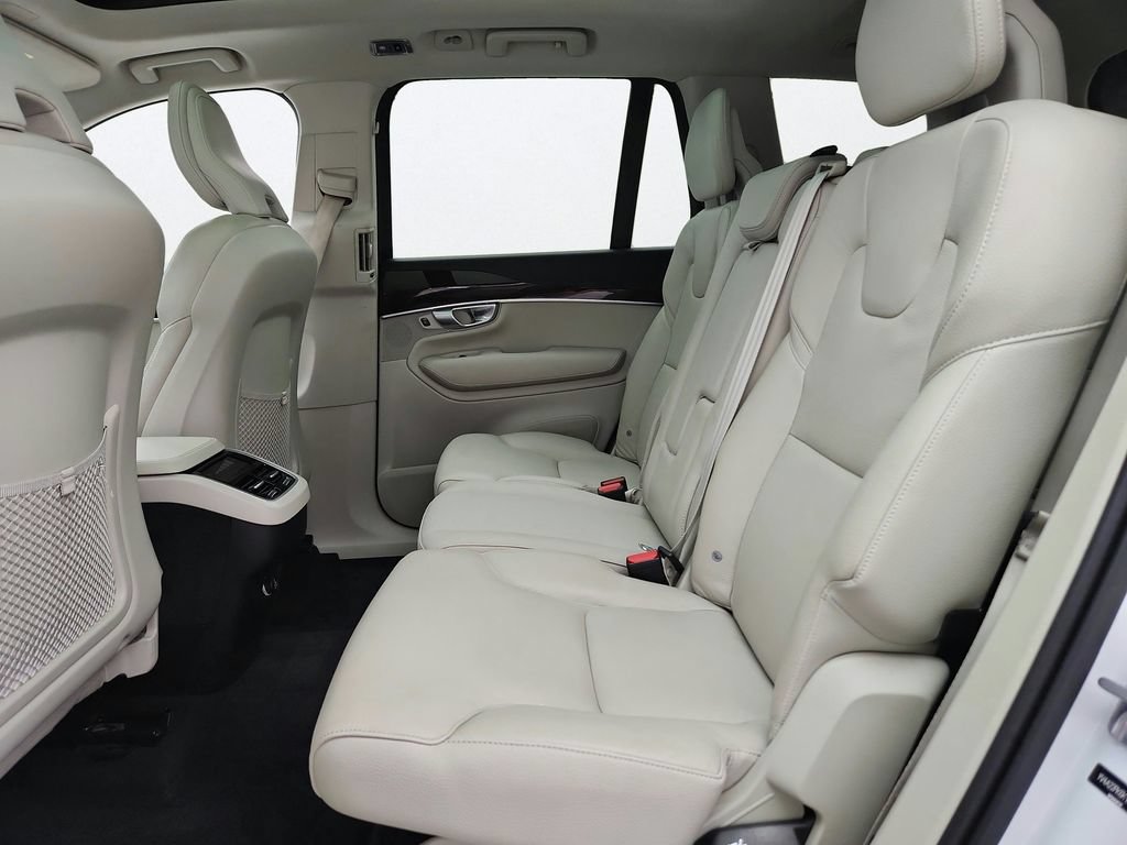 Used 2019 Volvo XC90 T6 Momentum w/ Protection Package Premier AWD/4WD image 24