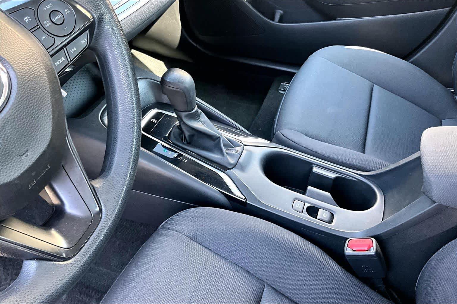 Certified 2024 Toyota Corolla LE FWD image 17