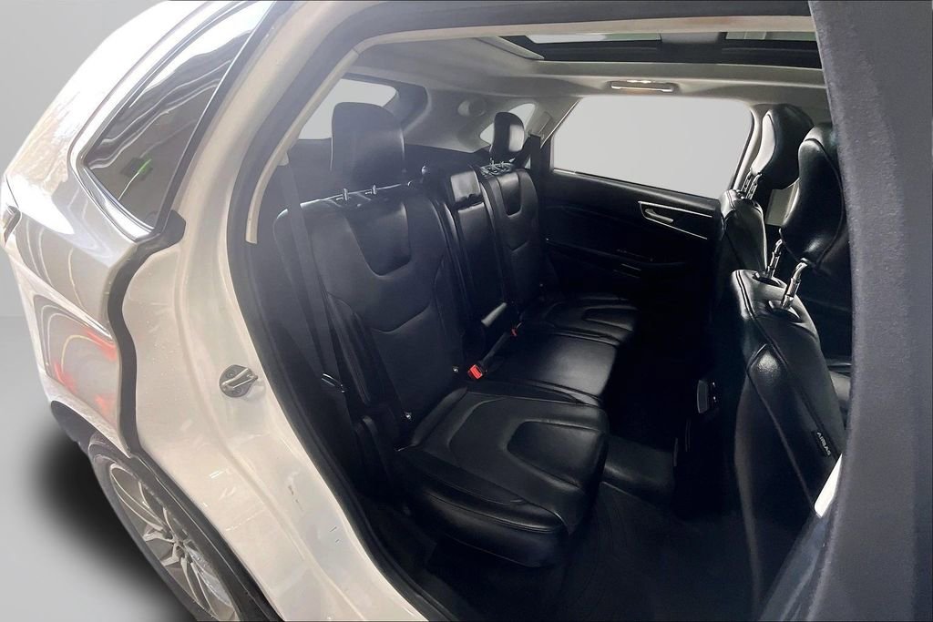 Used 2016 Ford Edge Titanium w/ Equipment Group 301A image 25