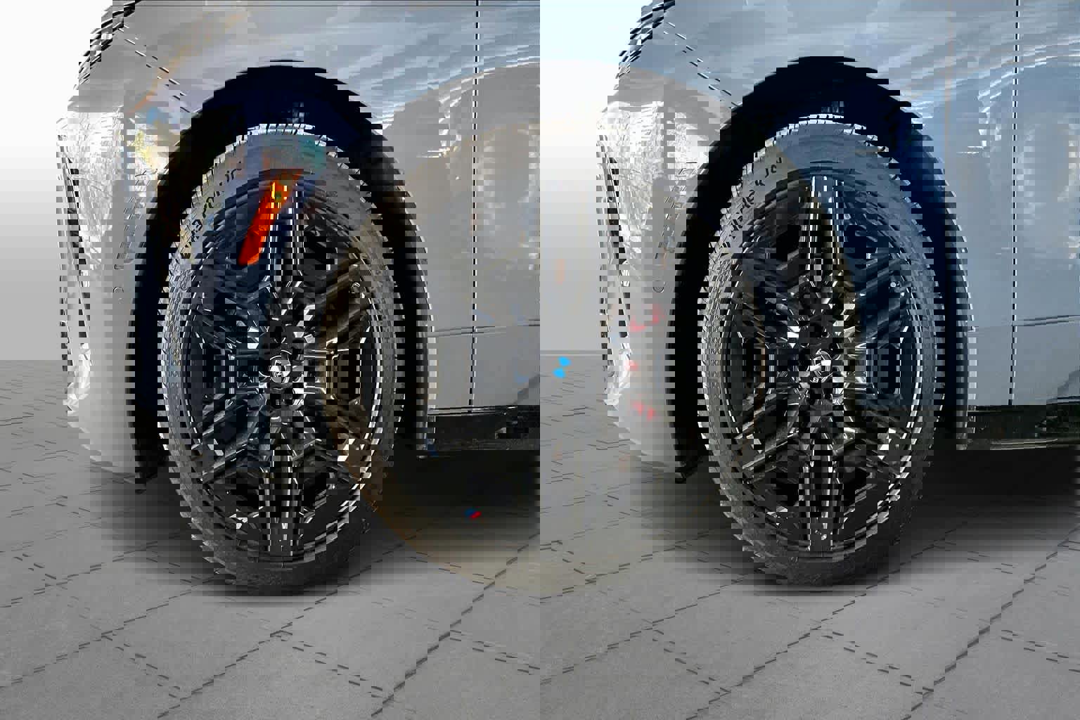 Used 2026 BMW iX xDrive45 image 10