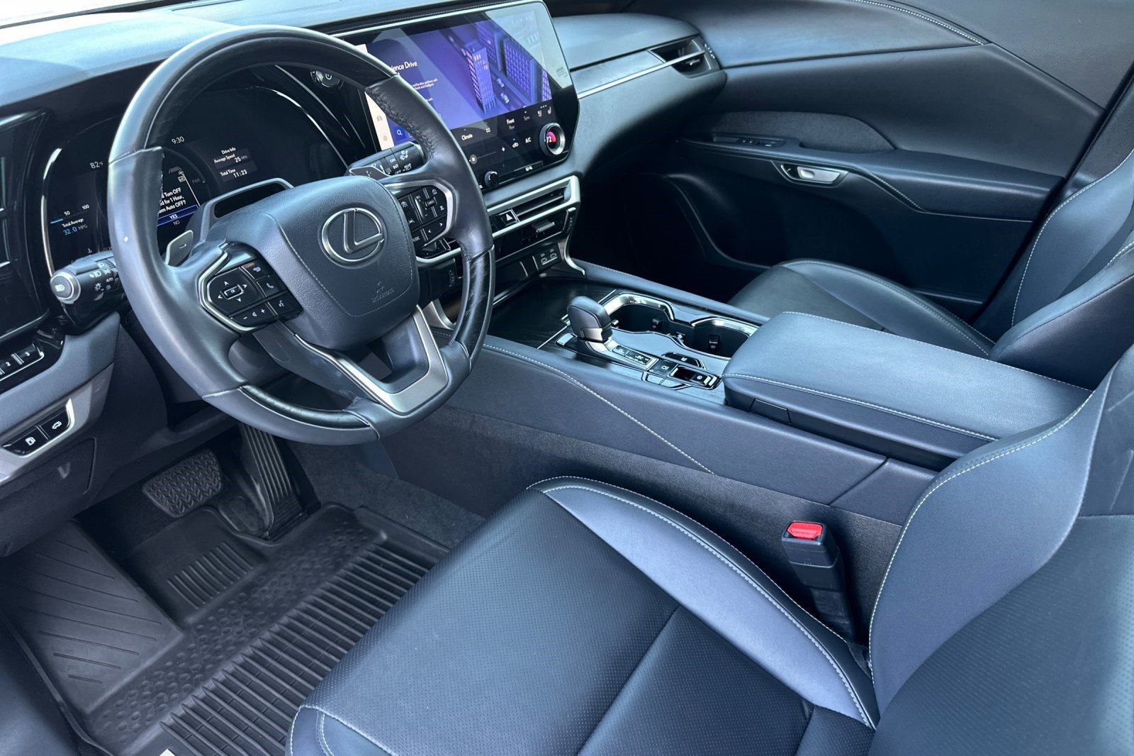 Certified 2025 Lexus RX 350h w/ Convenience Package AWD/4WD image 4