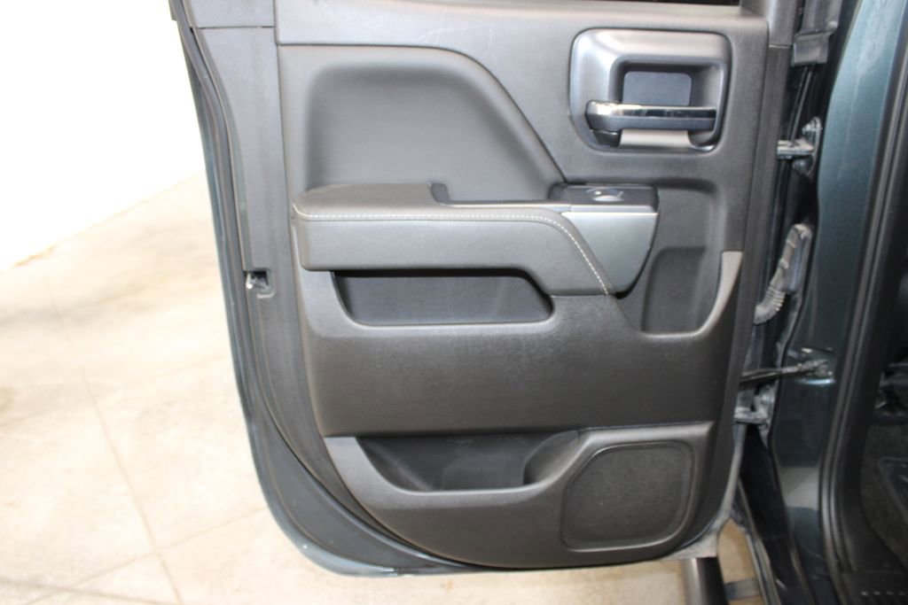 Used 2018 Chevrolet Silverado 1500 LT image 23