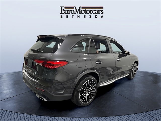 Used 2025 Mercedes-Benz GLC 350e 4MATIC image 5