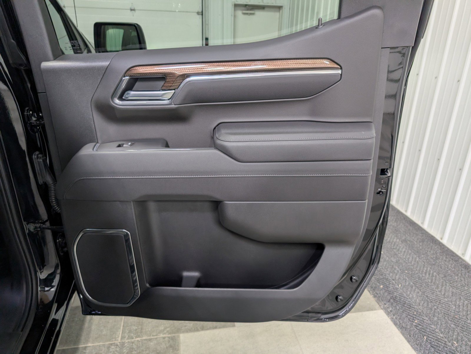 Used 2026 Chevrolet Silverado 1500 LT Trail Boss w/ LT Trail Boss Premium Package image 26