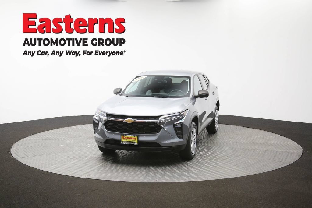 Used 2024 Chevrolet Trax LS w/ Driver Confidence Package FWD image 48