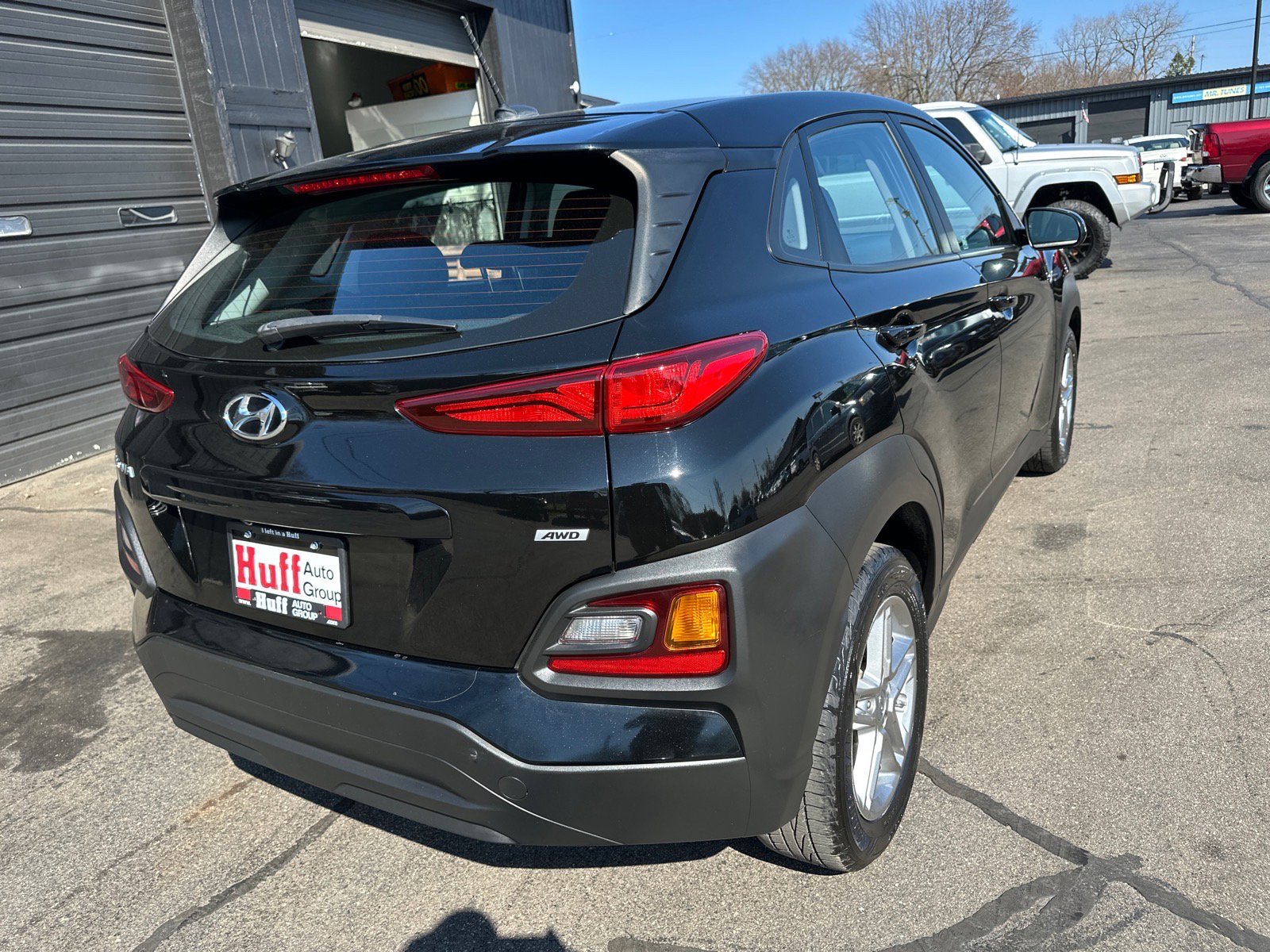 Used 2021 Hyundai Kona SE w/ Cargo Package AWD/4WD image 3
