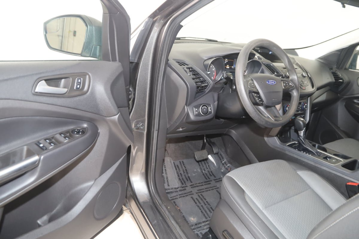 Used 2017 Ford Escape SE AWD/4WD image 35