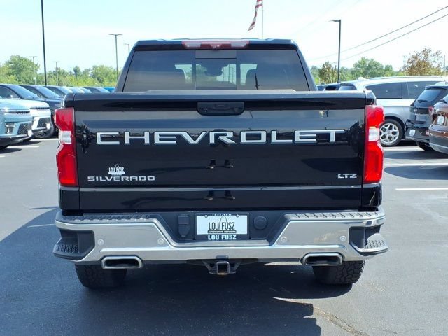 Used 2022 Chevrolet Silverado 1500 LTZ w/ LTZ Premium Package AWD/4WD image 29