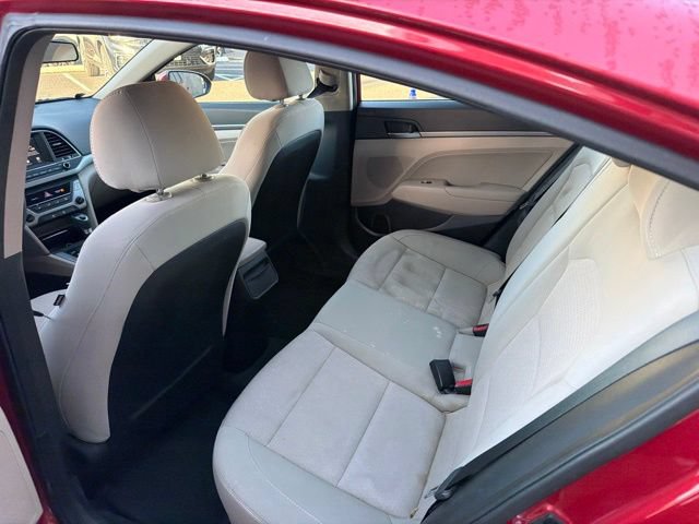 Used 2017 Hyundai Elantra SE FWD image 5