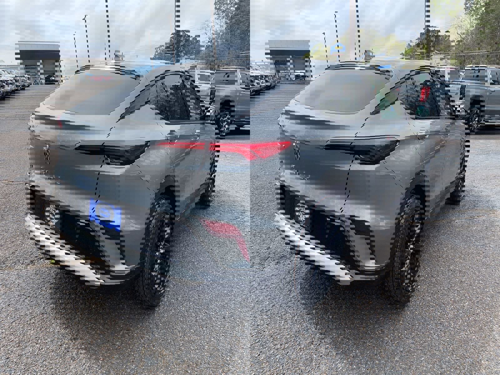 New 2026 Buick Envista Sport Touring w/ Convenience I Package FWD image 5