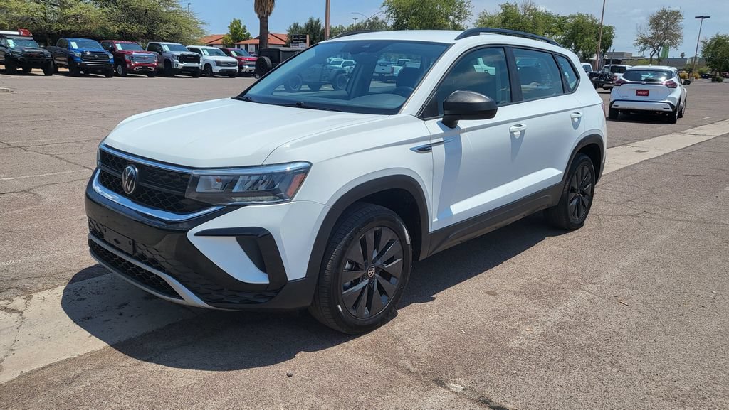 Used 2023 Volkswagen Taos S FWD image 4