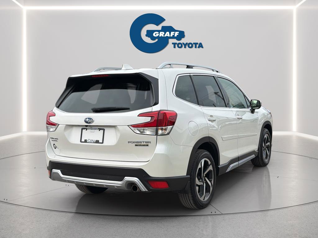 Used 2022 Subaru Forester Touring image 15