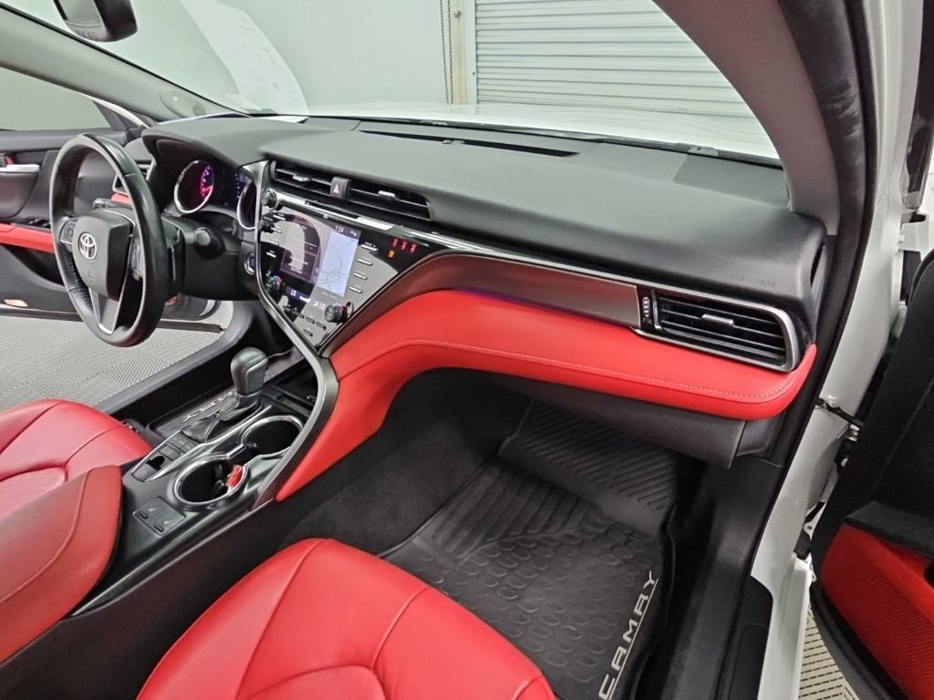 Used 2019 Toyota Camry XSE w/ Navigation Package FWD image 40