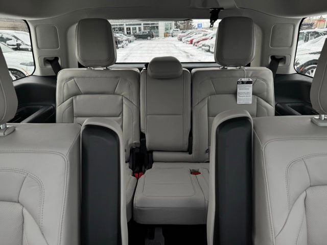 New 2025 Lincoln Navigator Reserve image 23