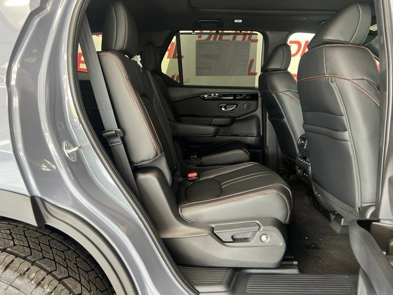 New 2026 Honda Pilot TrailSport image 11