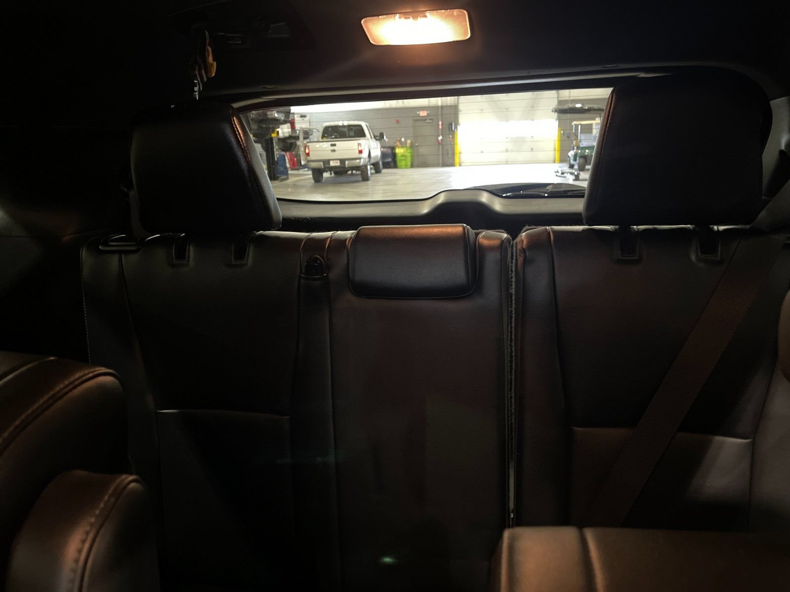 Used 2023 Toyota Highlander XSE FWD image 17