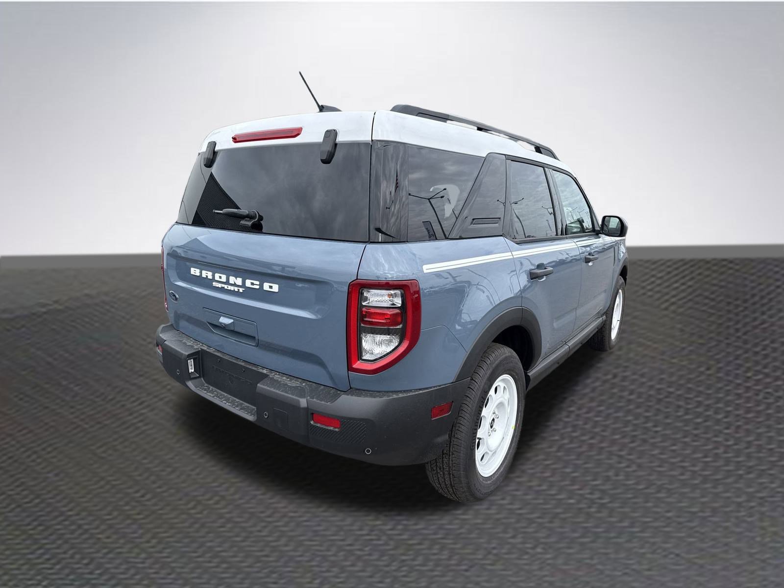 New 2025 Ford Bronco Sport Heritage w/ Convenience Package image 6