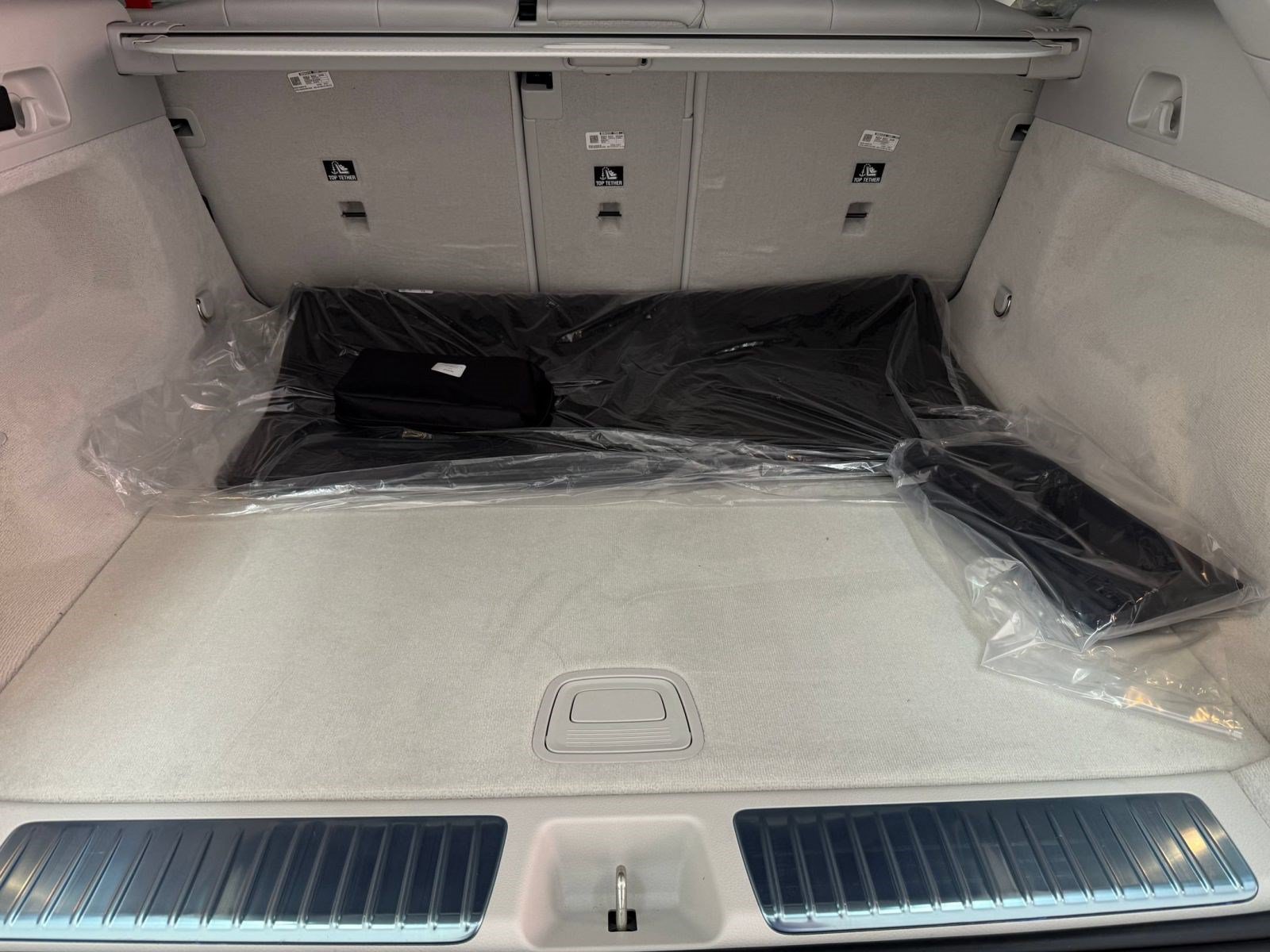 New 2027 Mercedes-Benz EQE 320 4MATIC SUV image 22