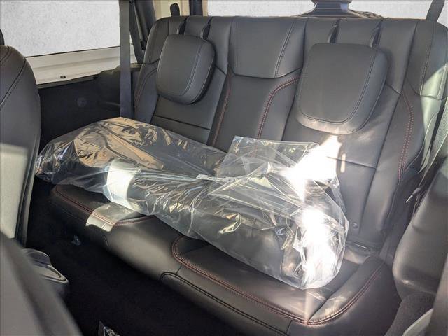 New 2026 Jeep Wrangler Rubicon w/ Technology Group image 15