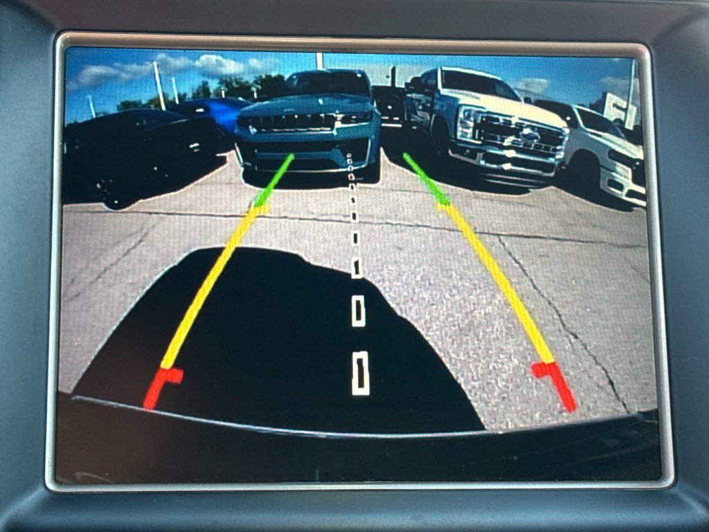Used 2016 Jeep Grand Cherokee Limited w/ Luxury Group II AWD/4WD image 30