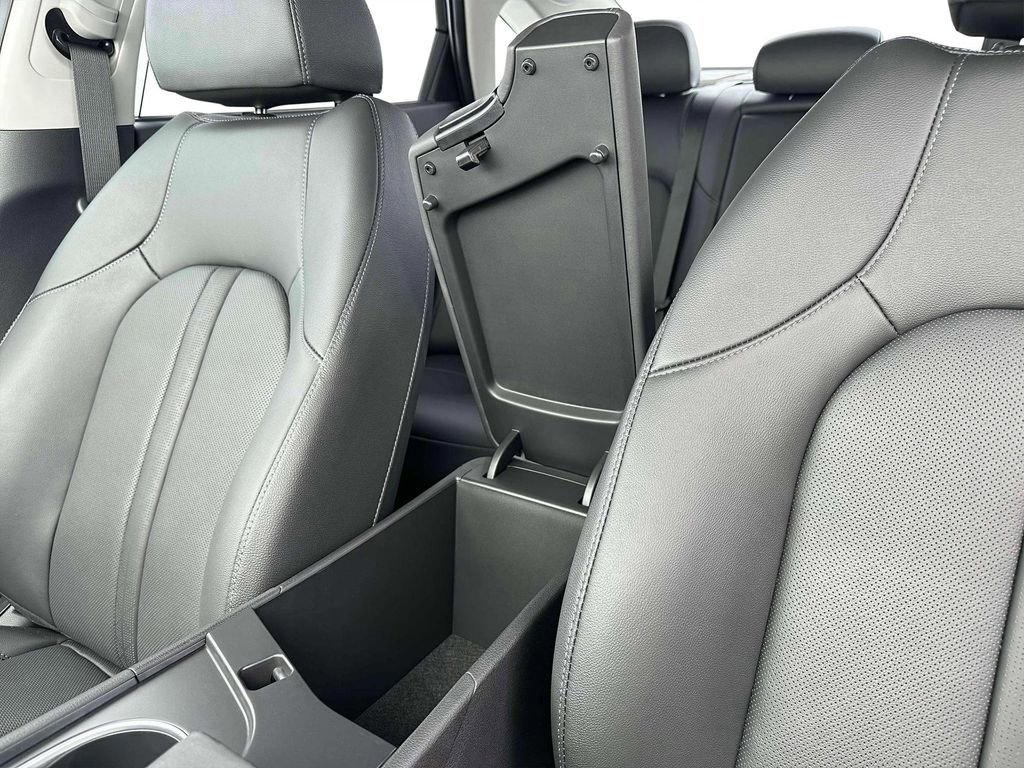 New 2025 Hyundai Sonata Limited image 18