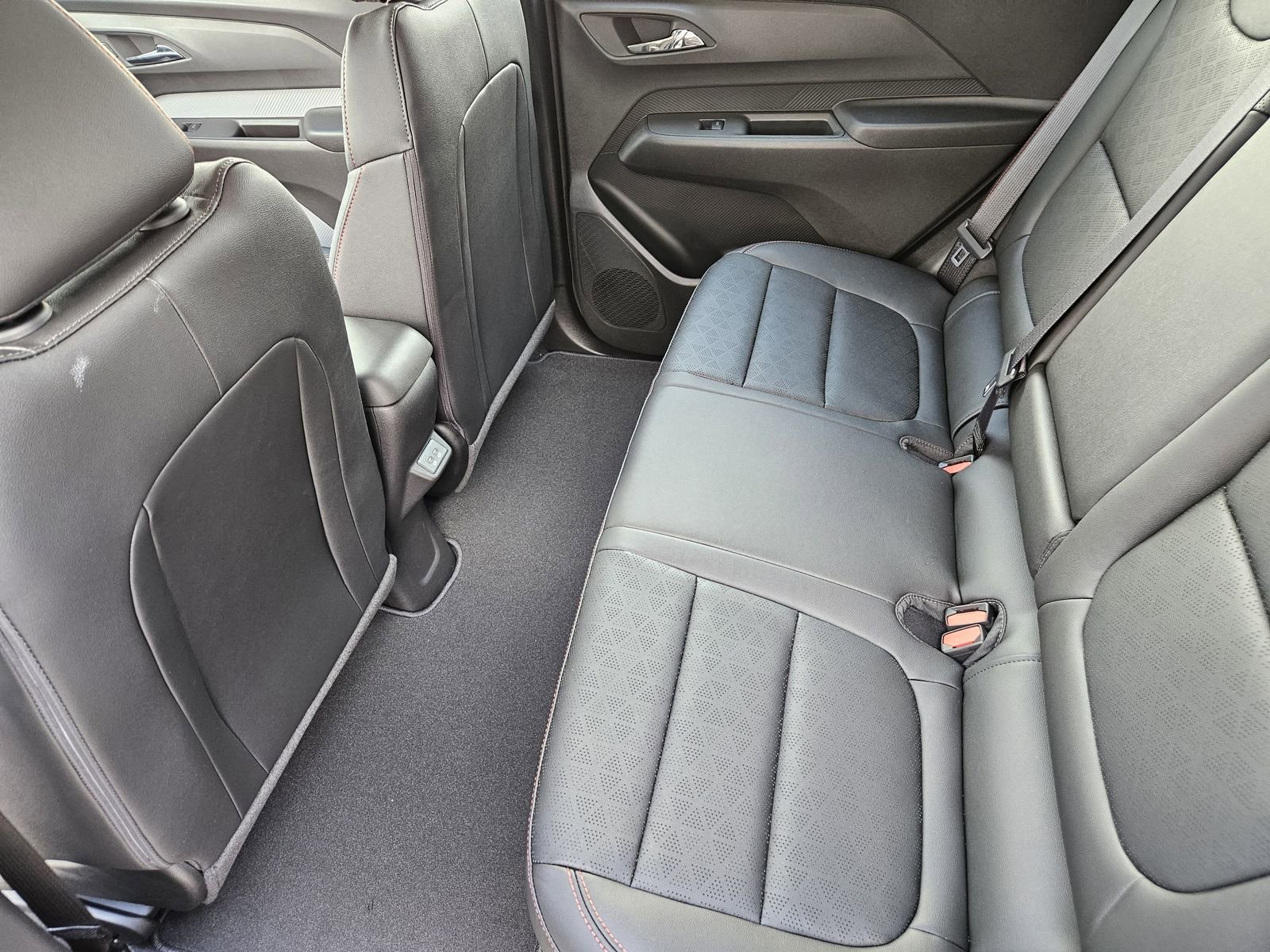 New 2027 Chevrolet Bolt RS FWD image 27
