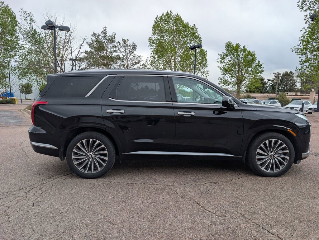 Used 2023 Hyundai Palisade Calligraphy AWD/4WD image 4