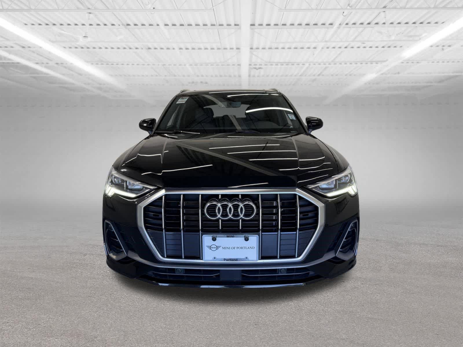 Used 2024 Audi Q3 2.0T Premium AWD/4WD image 7