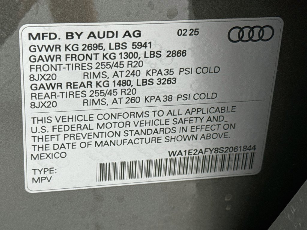 Certified 2025 Audi Q5 e Premium Plus w/ Premium Plus Package AWD/4WD image 34
