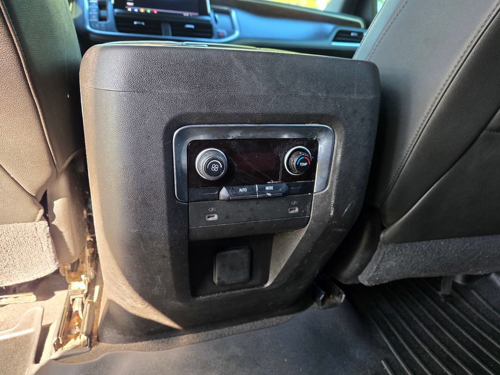 Used 2021 Chevrolet Tahoe LT RWD image 19