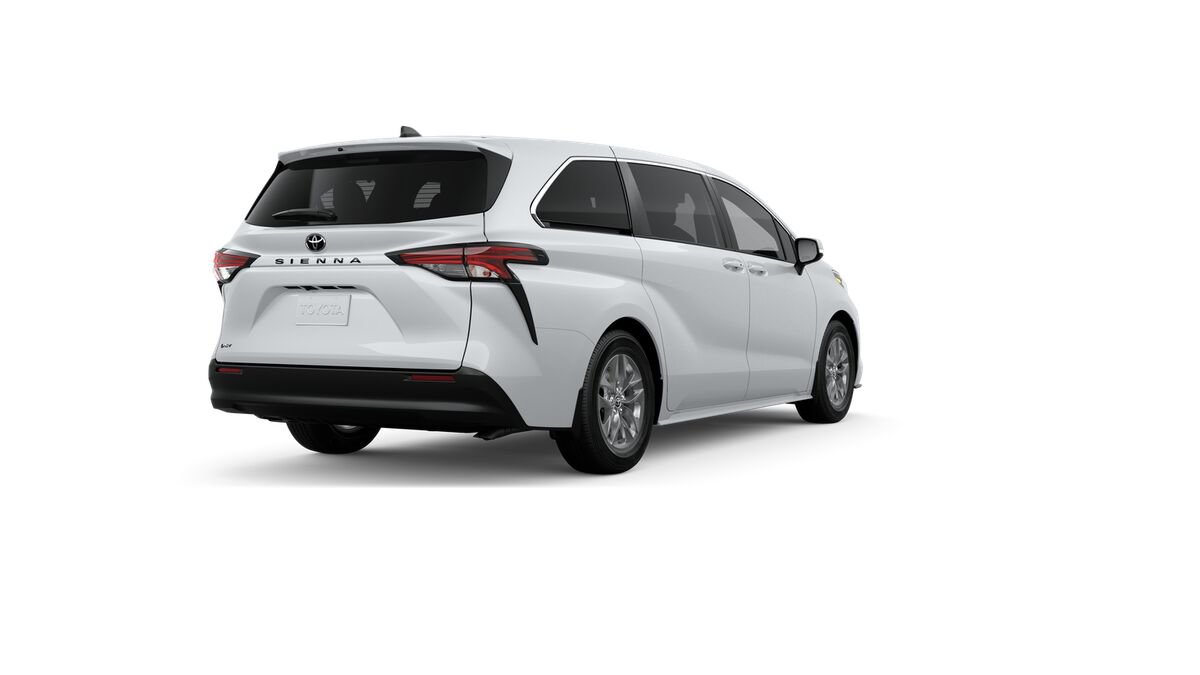 New 2026 Toyota Sienna LE image 9