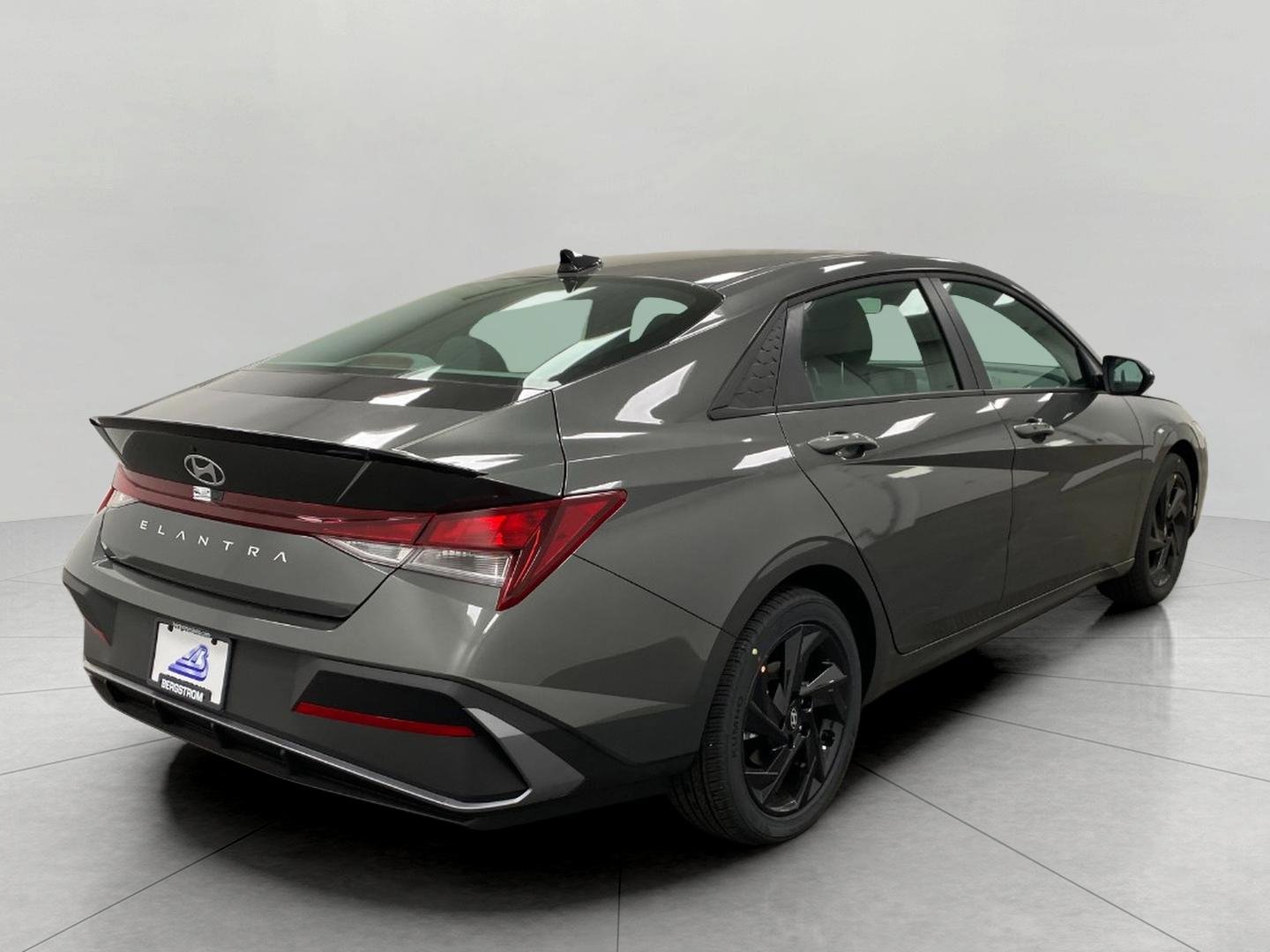 New 2026 Hyundai Elantra Sport FWD image 3