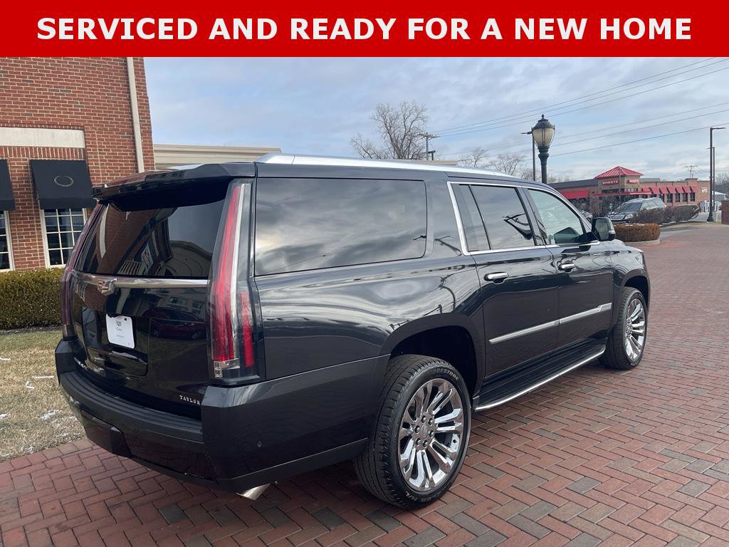 Used 2019 Cadillac Escalade ESV Luxury w/ LPO, Escalade Noir Package image 8