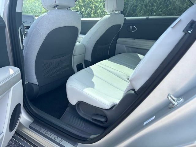 Used 2024 Hyundai Ioniq 5 Limited AWD/4WD image 5