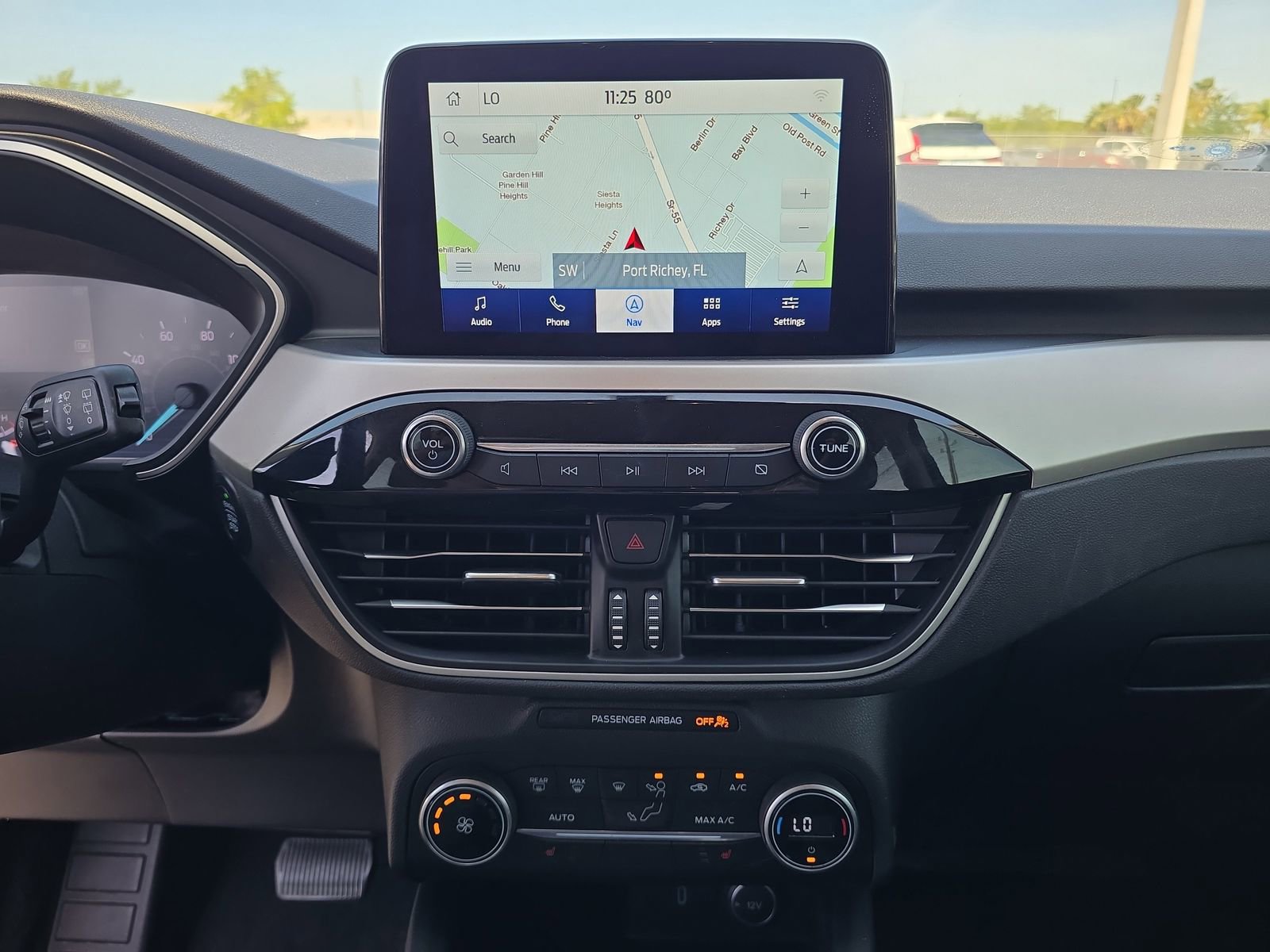 Used 2020 Ford Escape SE FWD image 17
