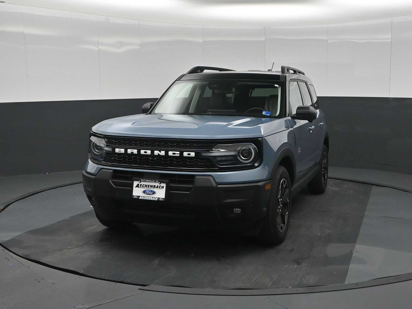 Certified 2025 Ford Bronco Sport Outer Banks w/ Outer Banks Tech Package+ AWD/4WD image 5