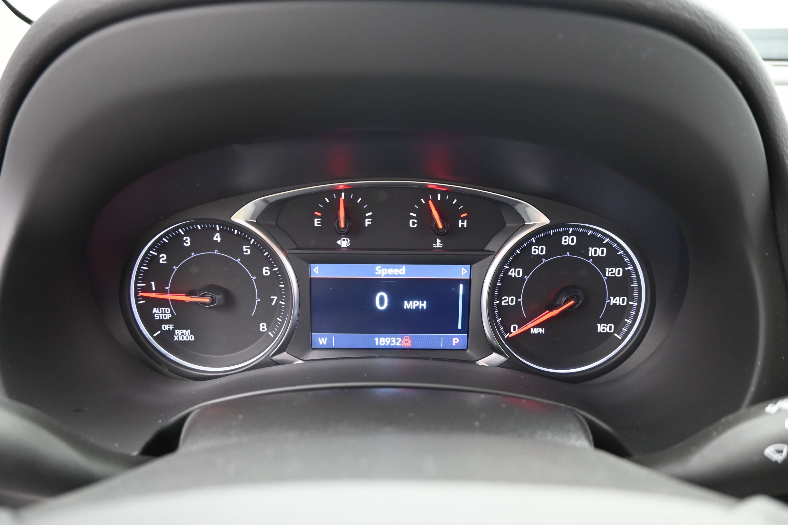 Used 2023 GMC Terrain SLT w/ Tech Package FWD image 18