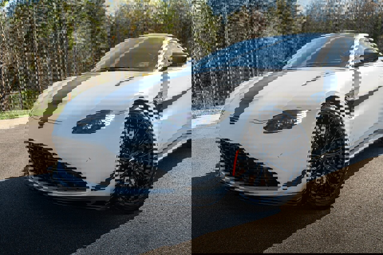 Used 2023 Aston Martin V8 Vantage Coupe image 97